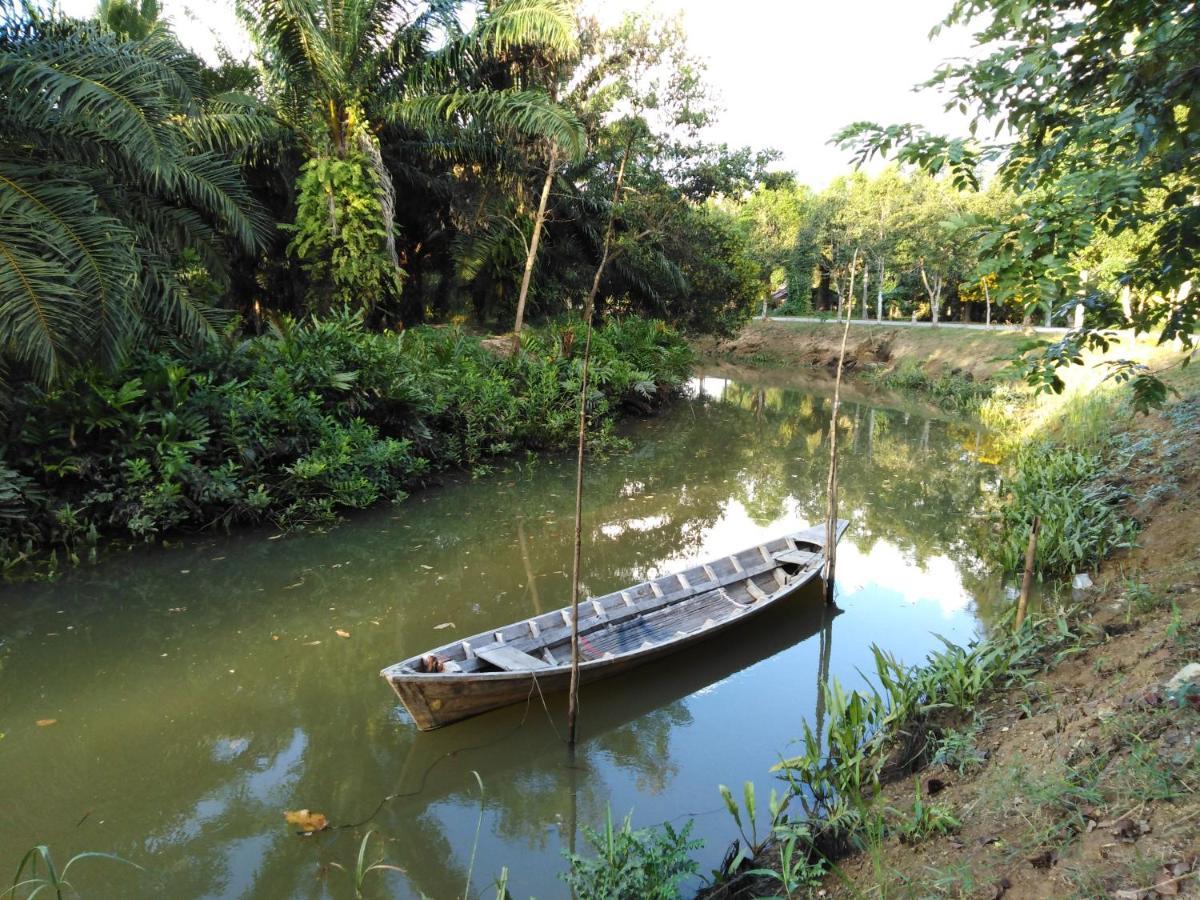 Krasom Homestay Phang Nga Phòng bức ảnh